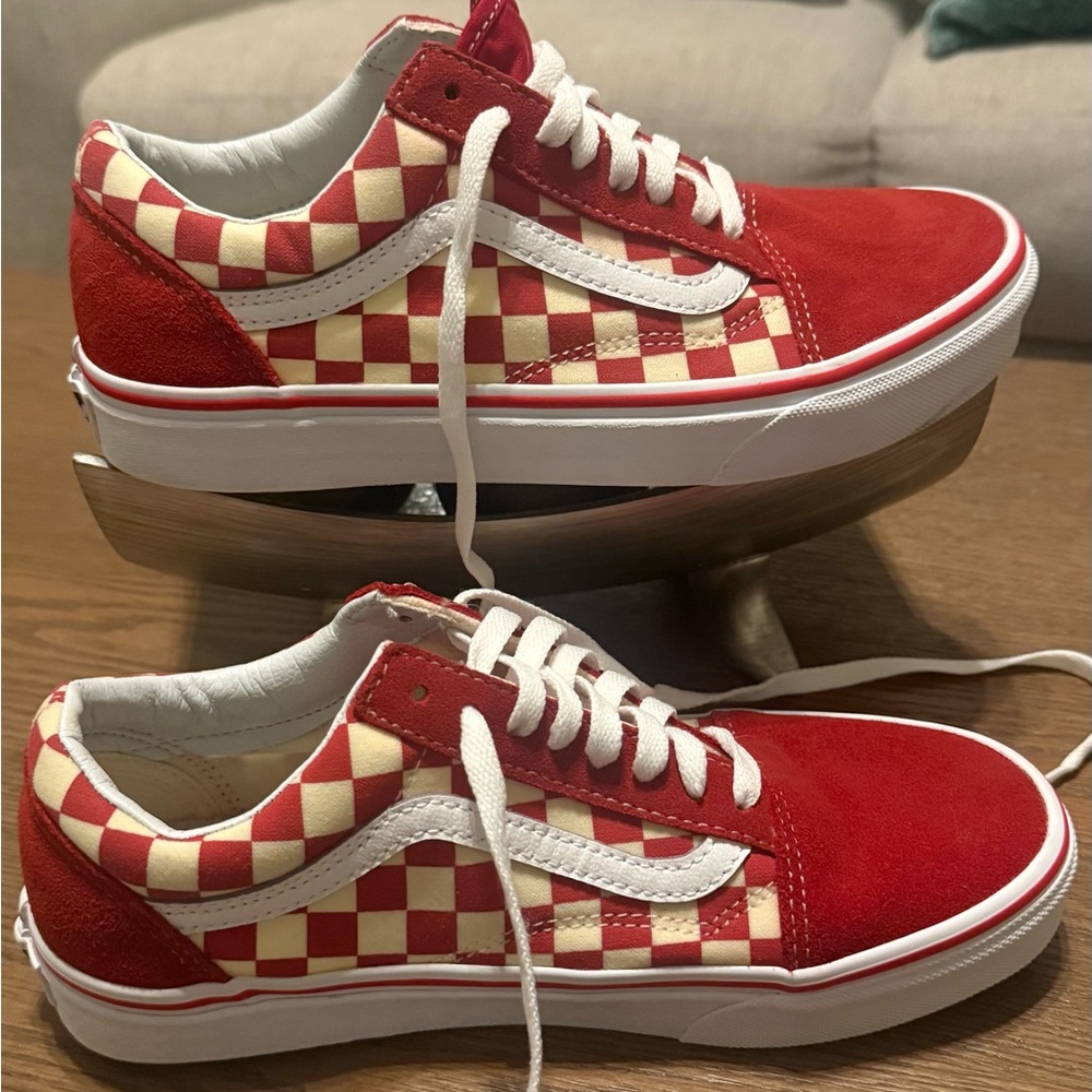 Vans Old School Red and White Checkered Sneakers 6.5 M | 8 W